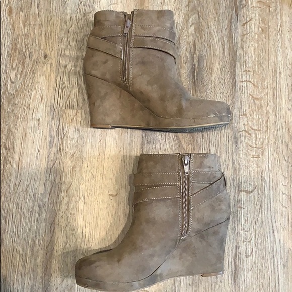 Dolce Vita booties - Picture 3 of 5